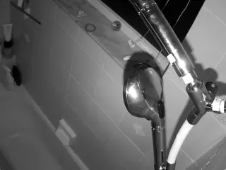 voyeurcam charleys bathroom's Live Sex Cam Show