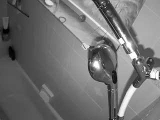 voyeurcam charleys bathroom's Live Sex Cam Show