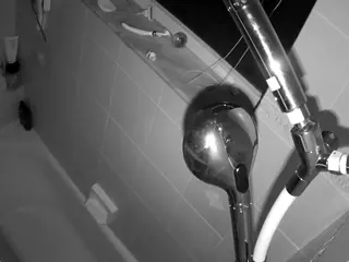 voyeurcam charleys bathroom's Live Sex Cam Show