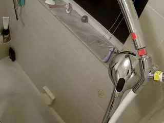 voyeurcam charleys bathroom's Live Sex Cam Show