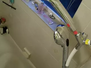 voyeurcam charleys bathroom's Live Sex Cam Show