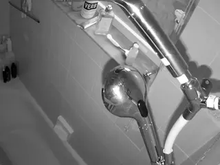 voyeurcam charleys bathroom's Live Sex Cam Show
