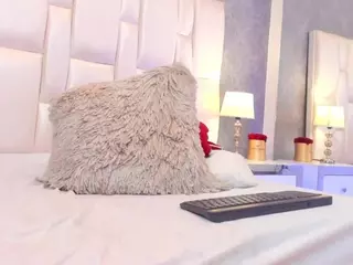 Chelseylewis's Live Sex Cam Show