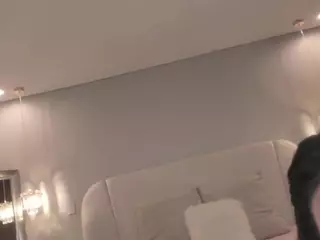 Danielle Kitten's Live Sex Cam Show