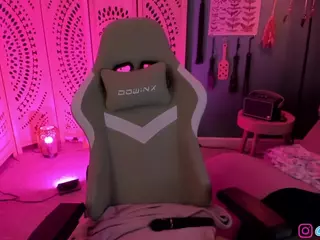 Lila Ellis's Live Sex Cam Show