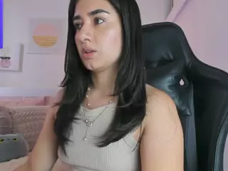 Annadu011's Live Sex Cam Show