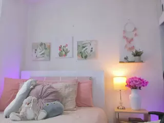 Annadu011's Live Sex Cam Show