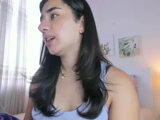 Annadu011's Live Sex Cam Show