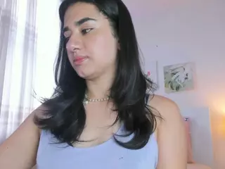 Annadu011's Live Sex Cam Show