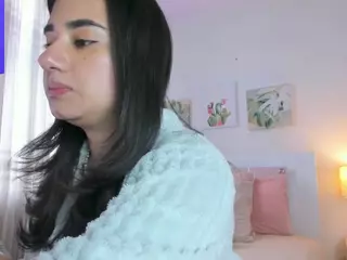 Annadu011's Live Sex Cam Show
