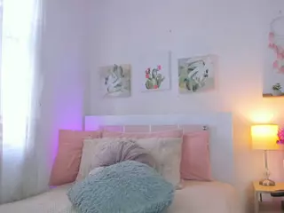 Annadu011's Live Sex Cam Show