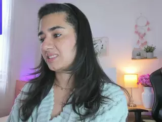 Annadu011's Live Sex Cam Show