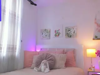 Annadu011's Live Sex Cam Show