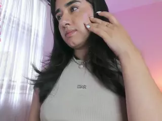 Annadu011's Live Sex Cam Show