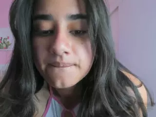 Annadu011's Live Sex Cam Show