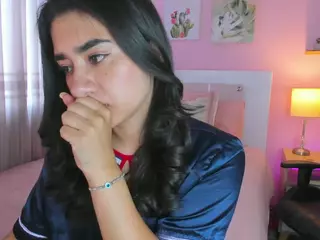 Annadu011's Live Sex Cam Show
