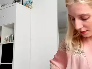 KenzieDawton's Live Sex Cam Show