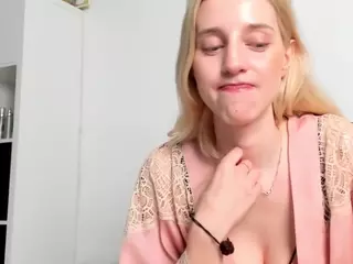 KenzieDawton's Live Sex Cam Show