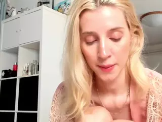 KenzieDawton's Live Sex Cam Show