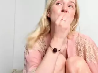 KenzieDawton's Live Sex Cam Show