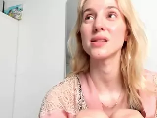 KenzieDawton's Live Sex Cam Show