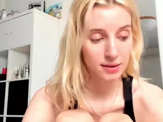 KenzieDawton's Live Sex Cam Show