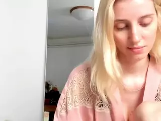 KenzieDawton's Live Sex Cam Show