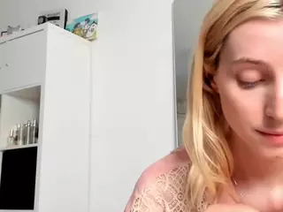 KenzieDawton's Live Sex Cam Show