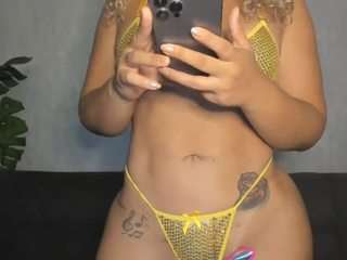 Live cam show with Cattleya