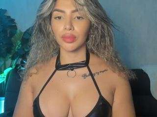 Live cam show with Cattleya