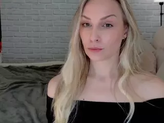 Brie Hunter's Live Sex Cam Show