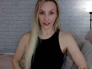 Brie Hunter's Live Sex Cam Show