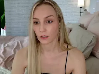 Brie Hunter's Live Sex Cam Show