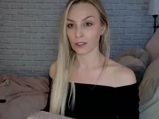 Brie Hunter's Live Sex Cam Show