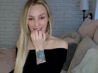 Brie Hunter's Live Sex Cam Show