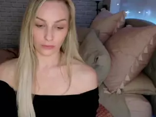 Brie Hunter's Live Sex Cam Show