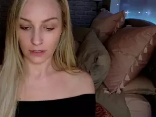 Brie Hunter's Live Sex Cam Show