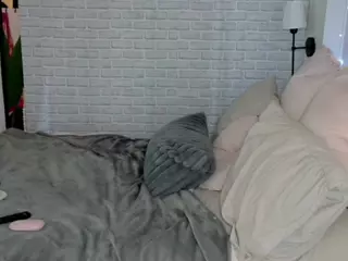 Brie Hunter's Live Sex Cam Show