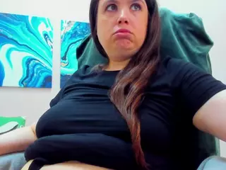 BattyMoll's Live Sex Cam Show