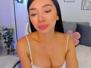 MarianaSilvaX's Live Sex Cam Show