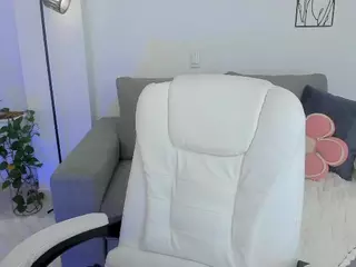 MarianaSilvaX's Live Sex Cam Show