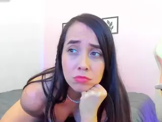 sofiapaz's Live Sex Cam Show