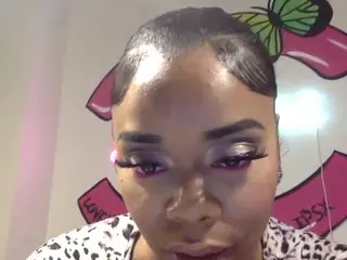 Chanellipsx's Live Sex Cam Show