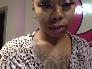 Chanellipsx's Live Sex Cam Show