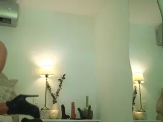 azaleiia's Live Sex Cam Show
