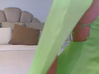 azaleiia's Live Sex Cam Show