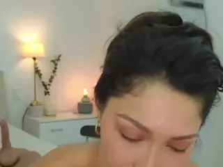 azaleiia's Live Sex Cam Show