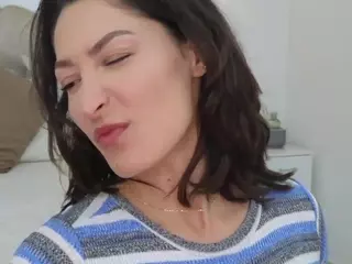azaleiia's Live Sex Cam Show