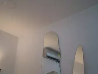 azaleiia's Live Sex Cam Show