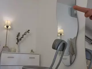 azaleiia's Live Sex Cam Show